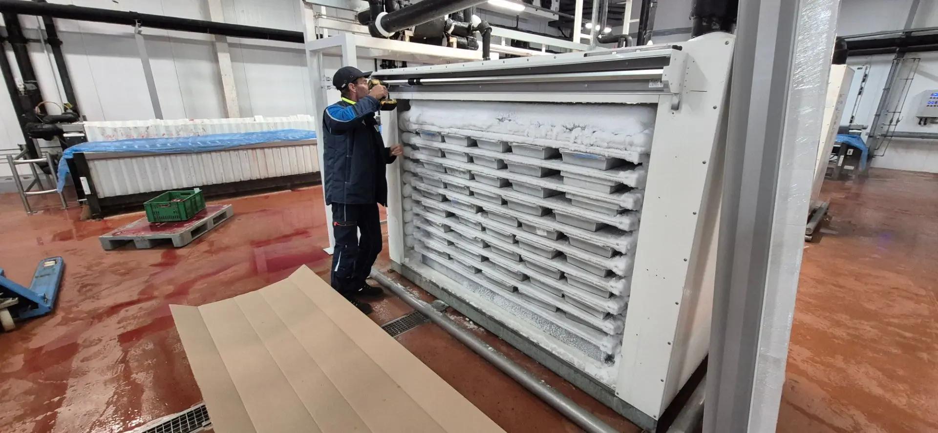 Поставка и монтаж рольставен из пенозаполненного профиля RH45N DOORHAN производство Россия (для АО «ЧМПЗ» г. Данков сентябрь 2026). Сборка и монтаж защитного короба. Поставка и монтаж рольставен из пенозаполненного профиля RH45N DOORHAN производство Россия (для АО «ЧМПЗ» г. Данков сентябрь 2026). Сборка и монтаж защитного короба.