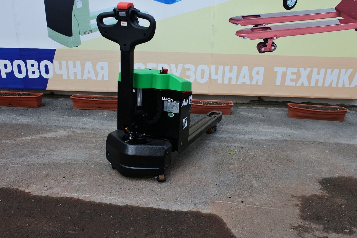 Транспортировщик паллет электрический самоходный HC CBD15-A3MC1-I с дополнительными колесами, страна - производства Китай для СПССПК «Экоптица» (2021 г.). Транспортировщик паллет электрический самоходный HC CBD15-A3MC1-I с дополнительными колесами, страна - производства Китай для СПССПК «Экоптица» (2021 г.).